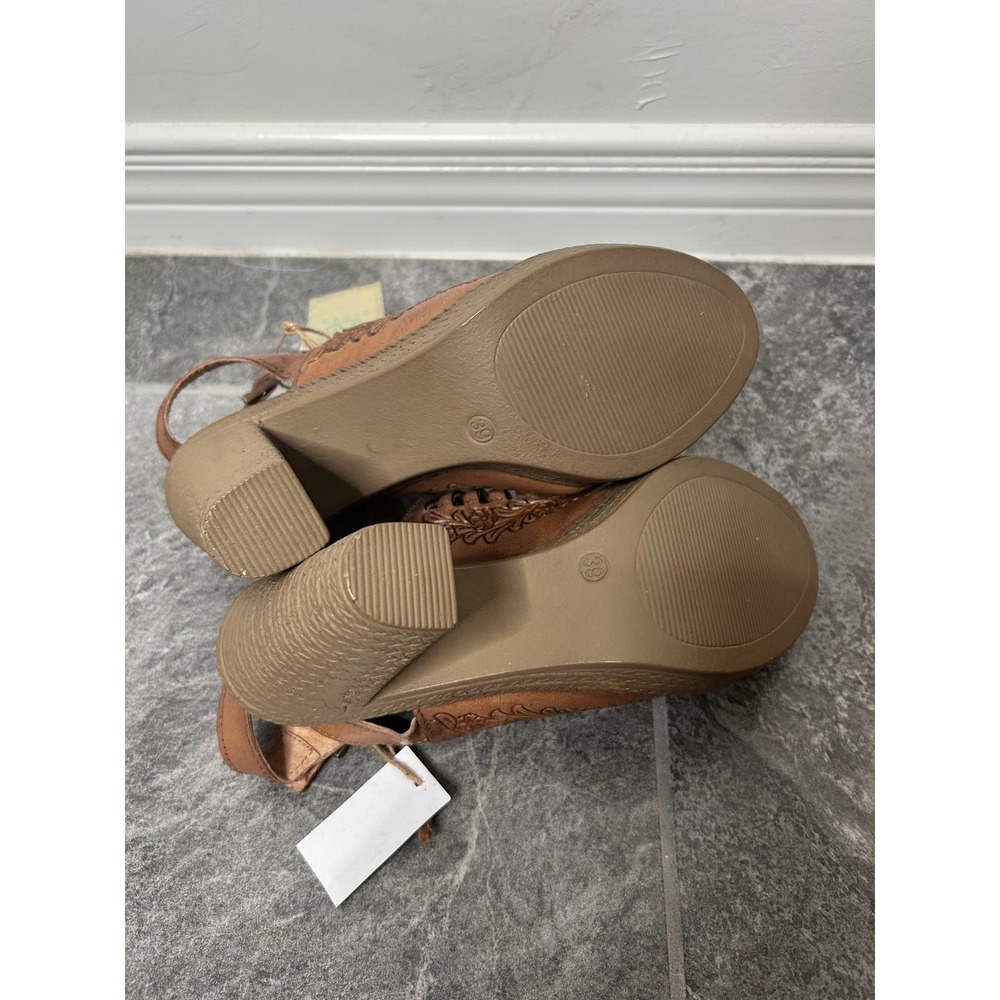 NWT Roper Mika lll Leather Open Toe Cognac Heel Strappy Sandal Size 8 Western - Picture 7 of 14